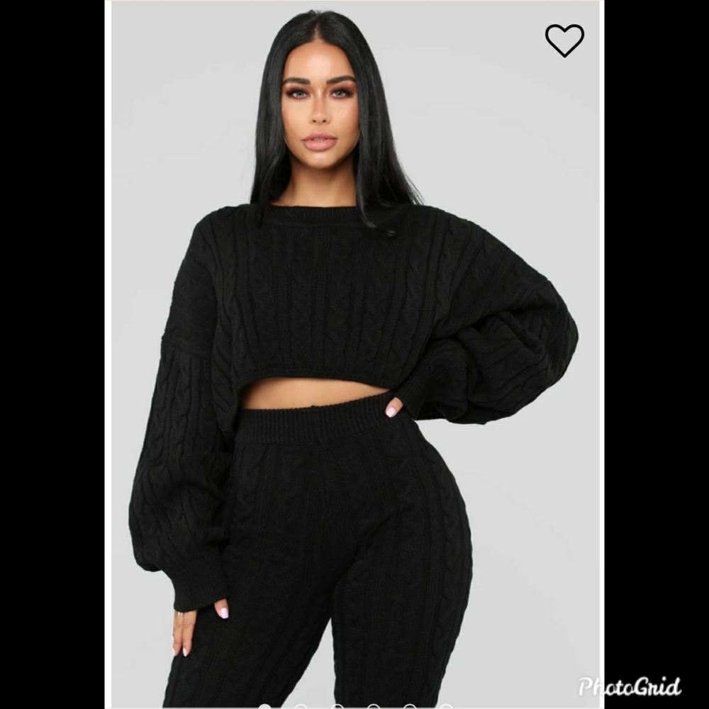 COPY - Oversized Cropped Sweater